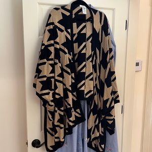 Foxcroft Della Houndstooth Cardigan Plus Size